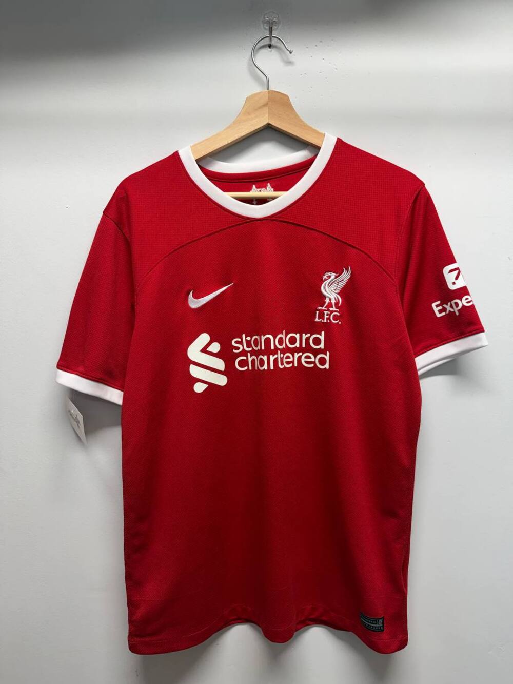 Liverpool FC Home Jersey #4 Virgil van Dijk